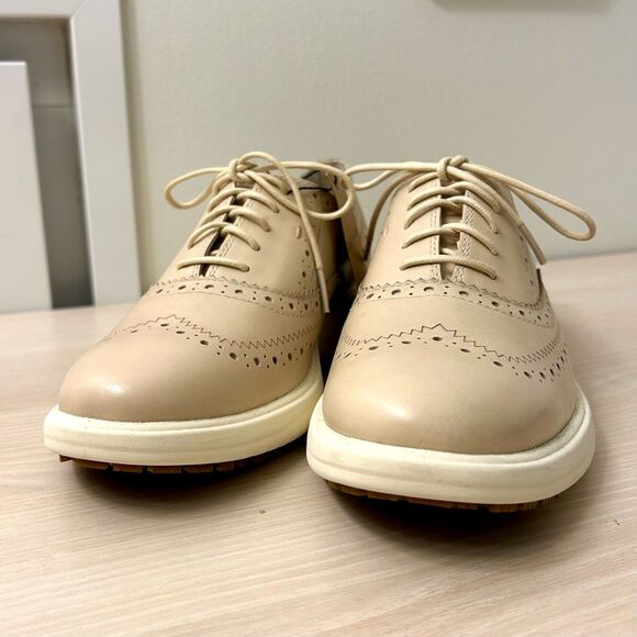 NWOT Cole Haan Malorie Leather Wingtip Oxford Women's Shoe Size 9 Cream Loafer - Picture 3 of 10